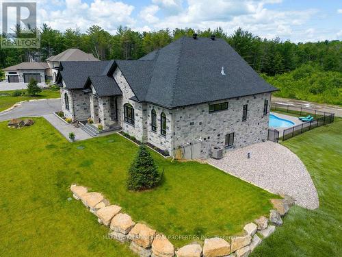 324 Hedley Way, Ottawa, ON - Outdoor