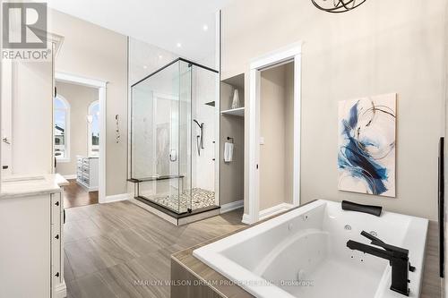 324 Hedley Way, Ottawa, ON - Indoor Photo Showing Bathroom