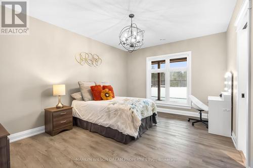 324 Hedley Way, Ottawa, ON - Indoor Photo Showing Bedroom