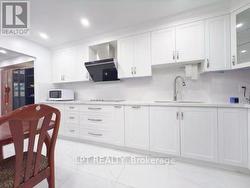 UPPER A - 86 PUMA DRIVE Toronto, ON M1V 1G9