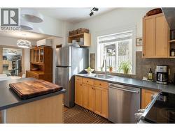 Main house - Electronically decluttered - 