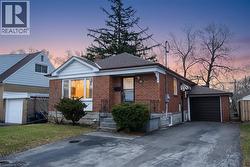 65 HADRIAN Drive Etobicoke, ON M9W 1V6
