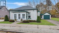 21 GROSVENOR STREET N Saugeen Shores, ON N0H 2L0