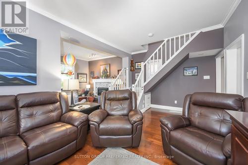 447 Woodman Avenue, London East (East G), ON - Indoor Photo Showing Living Room
