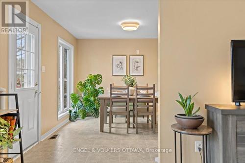 1332 Henry Farm Drive, Ottawa, ON - Indoor