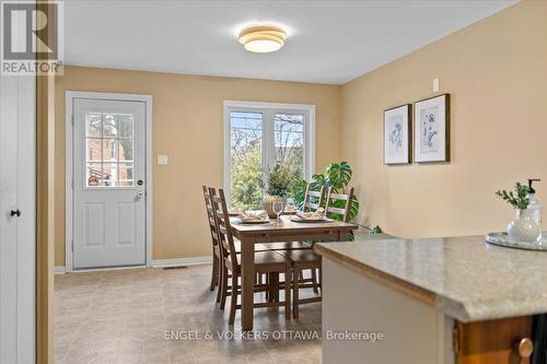 1332 Henry Farm Drive, Ottawa, ON - Indoor Photo Showing Dining Room
