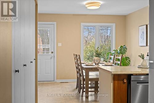 1332 Henry Farm Drive, Ottawa, ON - Indoor Photo Showing Dining Room