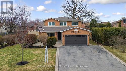 18 CREEKVIEW COURT  Brampton, ON L6Z 3Y2