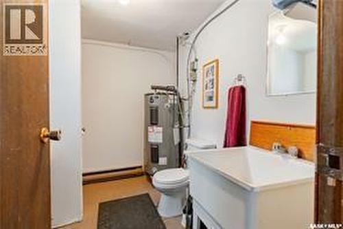 Atcheynum Acreage, Battle River Rm No. 438, SK - Indoor Photo Showing Bathroom