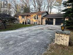 135 CHRISTOPHER AVENUE Wasaga Beach, ON L9Z 1S4