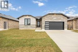 230 NICHOLAS STREET Sarnia, ON N7W 0B4