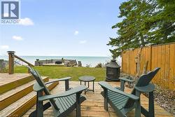 968 SOUTH COAST Drive Selkirk, ON N0A 1L0