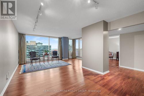 1404 - 160 George Street, Ottawa, ON - Indoor