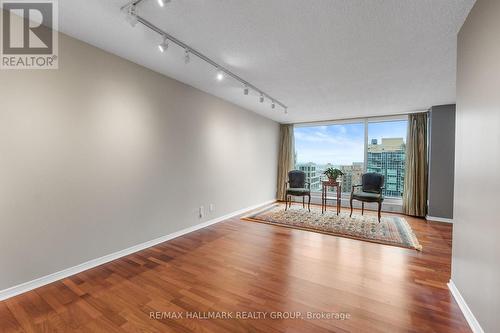 1404 - 160 George Street, Ottawa, ON - Indoor