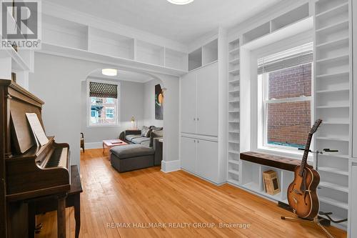Dining Room with view to Living Room - 280 Flora Street, Ottawa, ON - Indoor