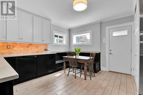 Kitchen showing Eat-in Area - 280 Flora Street, Ottawa, ON - Indoor