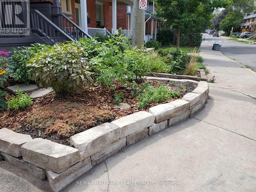 Raised Garden at Front of Home - 280 Flora Street, Ottawa, ON - Outdoor