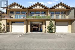 3359 Cougar Road Unit# 19 West Kelowna, BC V4T 3G1