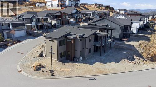1120 Collinson Court, Kelowna, BC - Outdoor