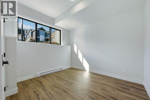 1120 Collinson Court, Kelowna, BC - Indoor Photo Showing Other Room