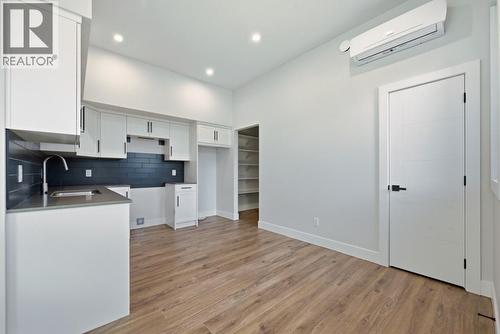 1120 Collinson Court, Kelowna, BC - Indoor Photo Showing Other Room