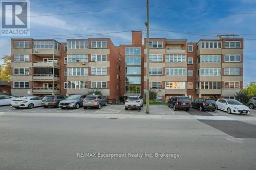 201 - 9 Grant Boulevard, Hamilton (Dundas), ON - Outdoor With Facade