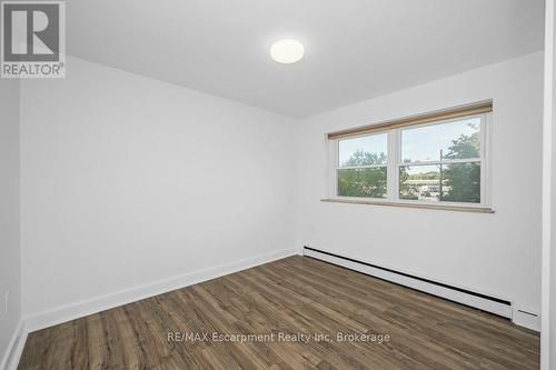 201 - 9 Grant Boulevard, Hamilton (Dundas), ON - Indoor Photo Showing Other Room