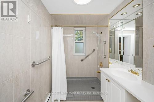 201 - 9 Grant Boulevard, Hamilton (Dundas), ON - Indoor Photo Showing Bathroom