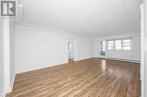201 - 9 Grant Boulevard, Hamilton (Dundas), ON - Indoor Photo Showing Other Room