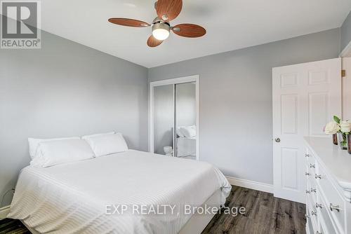 42 Terrace Drive, Hamilton, ON - Indoor Photo Showing Bedroom