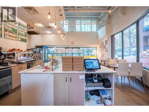 858 Hamilton Street, Vancouver, BC 