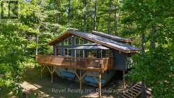 5 SEVERN RIVER 406 Muskoka Lakes (Wood (Muskoka Lakes)), ON L0K 1E0