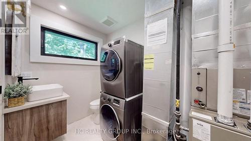 456 Silver Birch Drive, Tiny, ON - Indoor Photo Showing Laundry Room