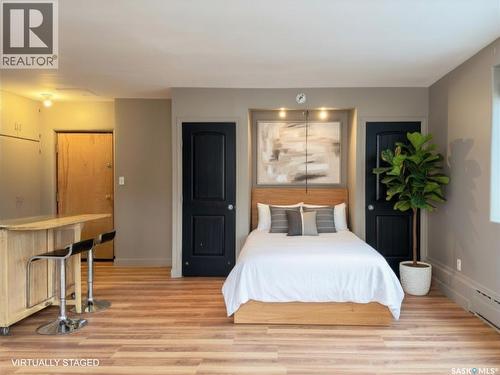 2 400 4Th Avenue N, Saskatoon, SK - Indoor Photo Showing Bedroom