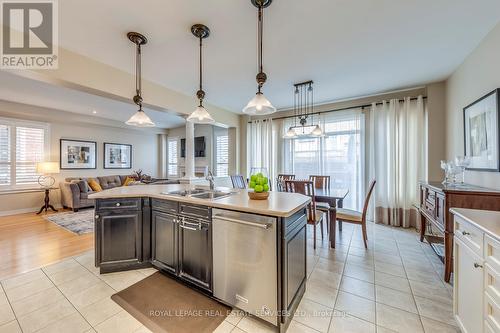 4709 Irena Avenue, Burlington, ON - Indoor Photo Showing Kitchen With Double Sink