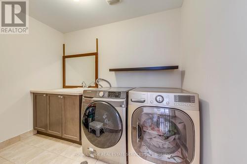 4709 Irena Avenue, Burlington, ON - Indoor Photo Showing Laundry Room