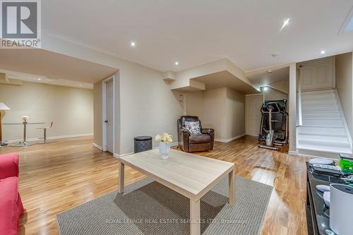 4709 Irena Avenue, Burlington, ON - Indoor