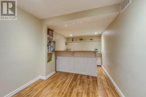 4709 Irena Avenue, Burlington, ON - Indoor Photo Showing Other Room
