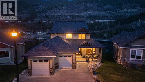 3733 Williston Road, Castlegar, BC - Outdoor With Deck Patio Veranda