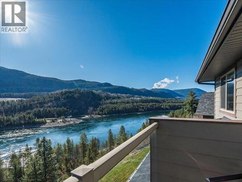 3733 Williston Road, Castlegar, BC - Outdoor With Body Of Water With View