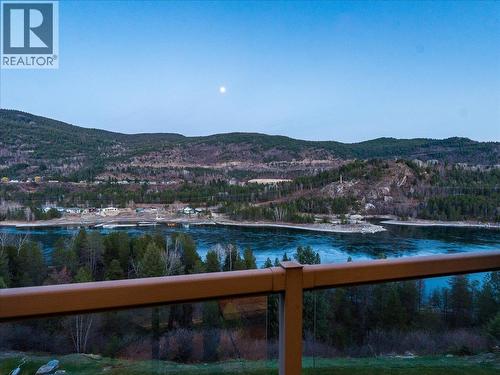 3733 Williston Road, Castlegar, BC - Outdoor With Body Of Water With View