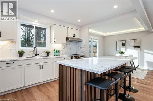 627 Glen Forrest Boulevard, Waterloo, ON - Indoor Photo Showing Kitchen With Upgraded Kitchen