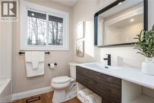 627 Glen Forrest Boulevard, Waterloo, ON - Indoor Photo Showing Bathroom