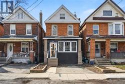 61 STIRTON Street  Hamilton, ON L8L 6E7