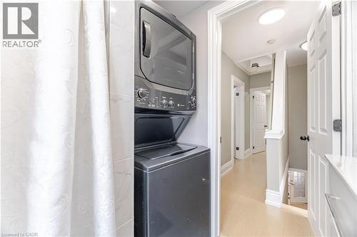 61 Stirton Street, Hamilton, ON - Indoor Photo Showing Laundry Room