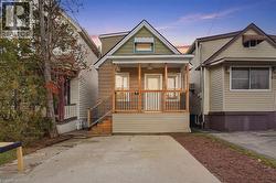 61 GRAHAM Avenue N  Hamilton, ON L8H 4J8