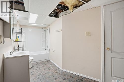 222 Smallwood Crescent, Saskatoon, SK - Indoor