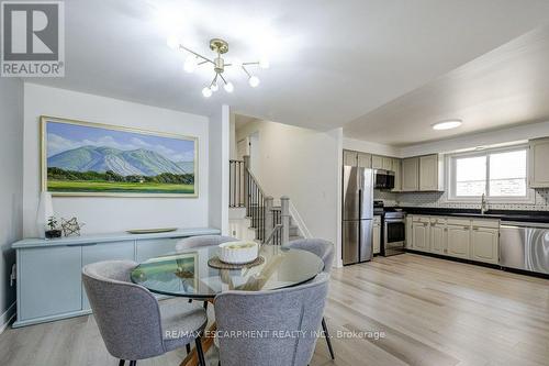2405 Malcom Crescent, Burlington, ON - Indoor