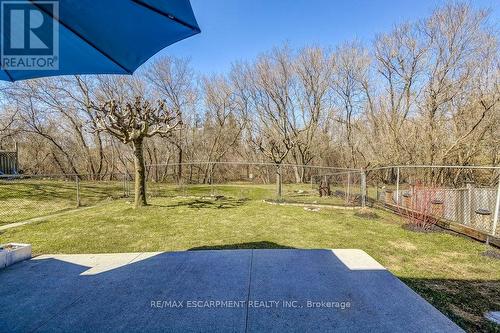 2405 Malcom Crescent, Burlington, ON - Outdoor