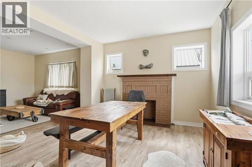 436 Mcalpine Avenue N, Welland, ON - Indoor With Fireplace